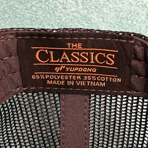 YUPOONG Men’s MATCO TOOLS Snapback Hat Trucker Hat. NWOT. Never worn. - Picture 6 of 6